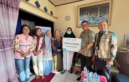 PLN Balikpapan Salurkan Kaki Palsu untuk Perempuan : Lewat Women Support Women, PLN dan YBM Bantu Aktivitas Sehari-hari