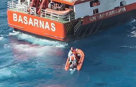 Tim Penyelam Basarnas Kembali Temukan Satu Korban dalam Kapal KM Virgo di Dasar Laut